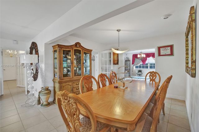5306 Roosevelt Street, Hollywood, FL 33021