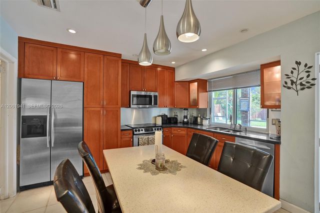 5306 Roosevelt Street, Hollywood, FL 33021