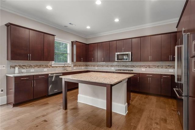 4900 Kentwood Drive, Marietta, GA 30068