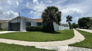 3261 SW 4th Street, Deerfield Beach, FL 33442