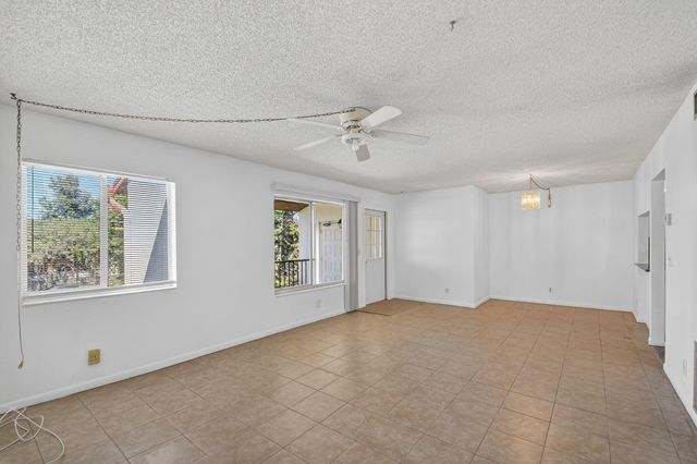 4723 Sable Pine Circle N D2, West Palm Beach, FL 33417