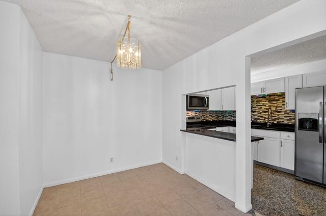 4723 Sable Pine Circle N D2, West Palm Beach, FL 33417