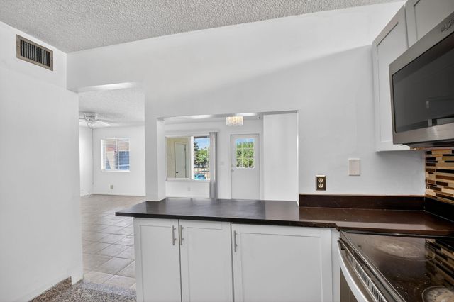 4723 Sable Pine Circle N D2, West Palm Beach, FL 33417