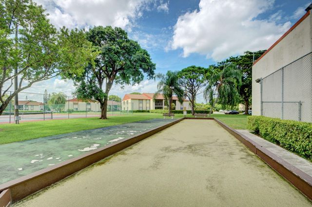 4723 Sable Pine Circle N D2, West Palm Beach, FL 33417