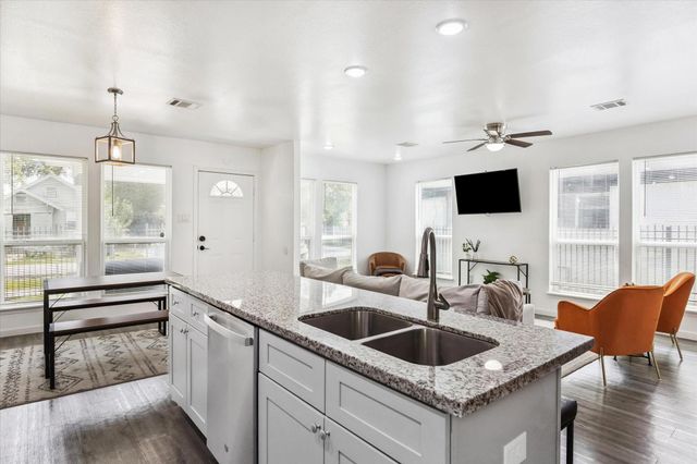 2631 Stevens Street, Houston, TX 77026