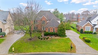 3607 Glenfield Ct, Louisville, KY 40241