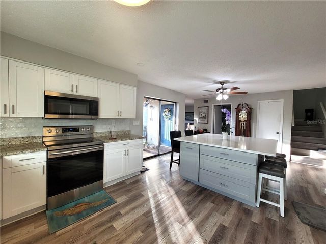 14521 CATALINA CIRCLE, Seminole, FL 33776