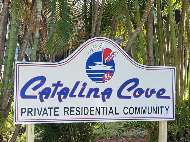 14521 CATALINA CIRCLE, Seminole, FL 33776