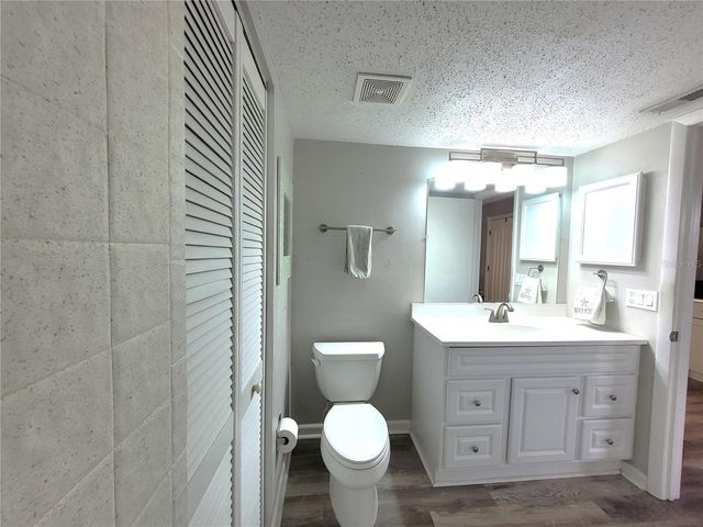 14521 CATALINA CIRCLE, Seminole, FL 33776