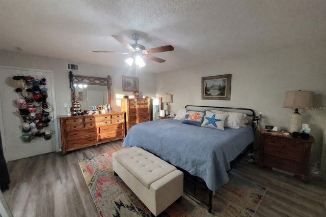 14521 CATALINA CIRCLE, Seminole, FL 33776