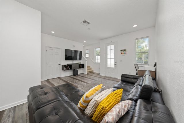 129 HOLLY VILLAGE DRIVE, Davenport, FL 33837