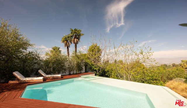 3380 Scadlock Lane, Sherman Oaks, CA 91403