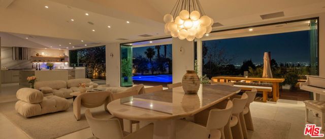 3380 Scadlock Lane, Sherman Oaks, CA 91403