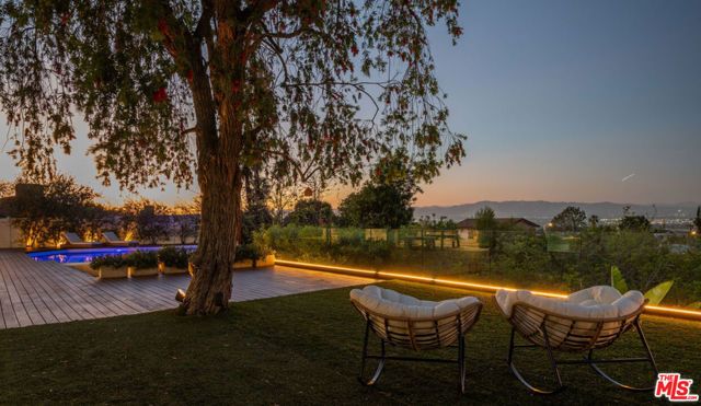 3380 Scadlock Lane, Sherman Oaks, CA 91403