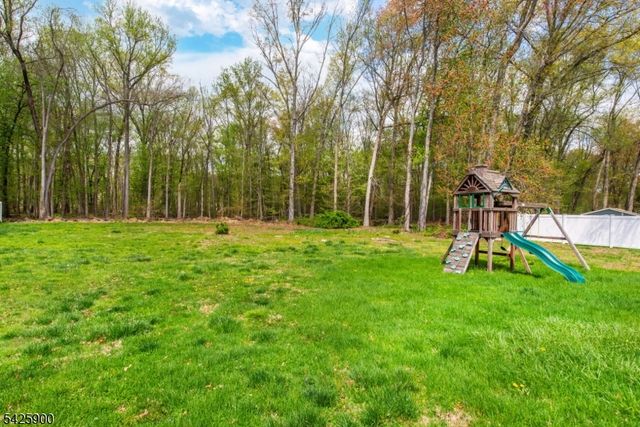 17 Cole Rd, Fairfield Twp., NJ 07004