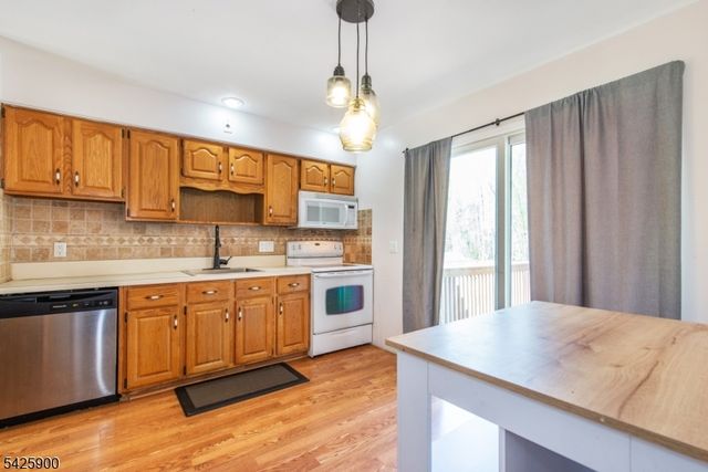 17 Cole Rd, Fairfield Twp., NJ 07004