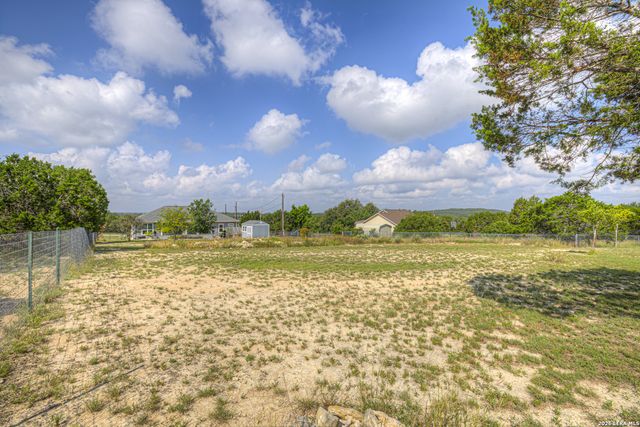 1720 ROCKY RIDGE LOOP, Canyon Lake, TX 78133
