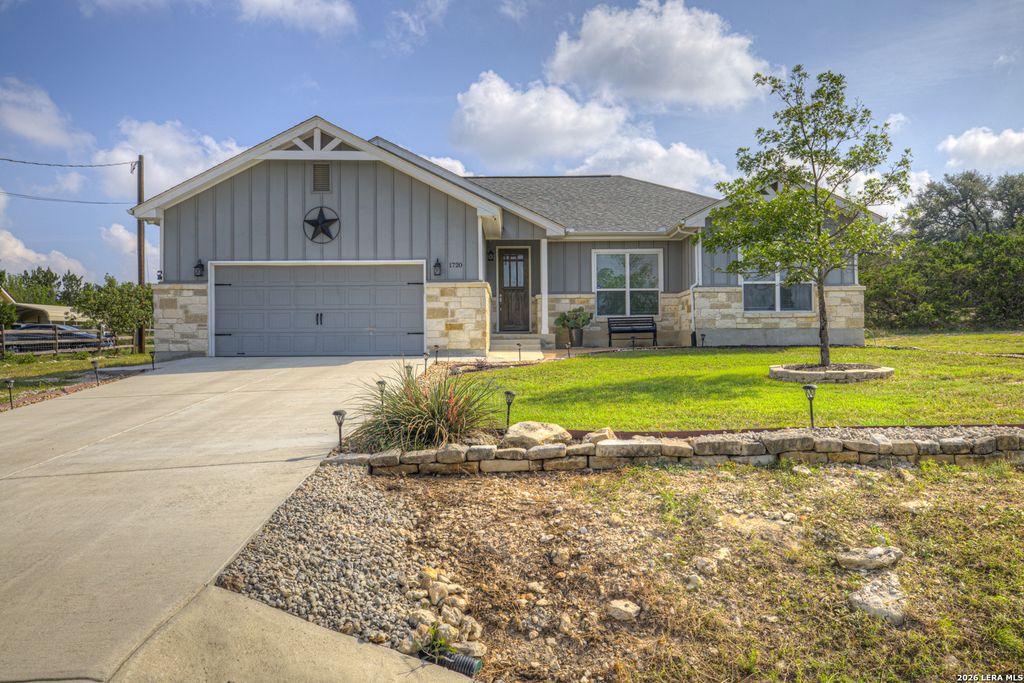 1720 ROCKY RIDGE LOOP, Canyon Lake, TX 78133