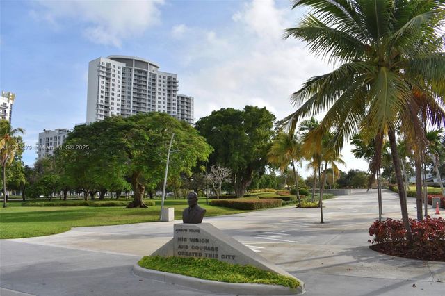 1830 Radius Dr 421, Hollywood, FL 33020