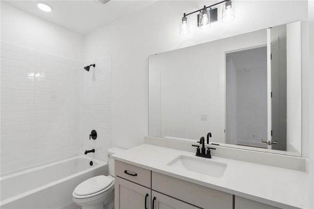 2000 Ripple Park Bend, Canton, GA 30114