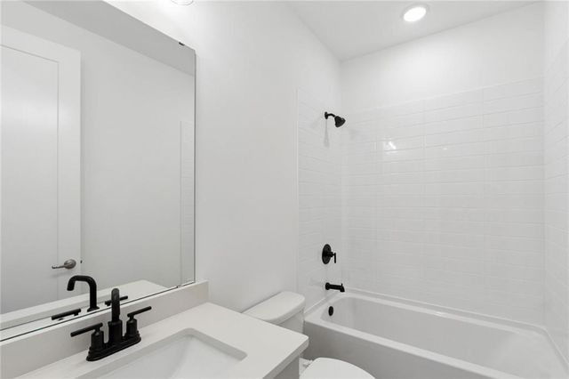 2000 Ripple Park Bend, Canton, GA 30114