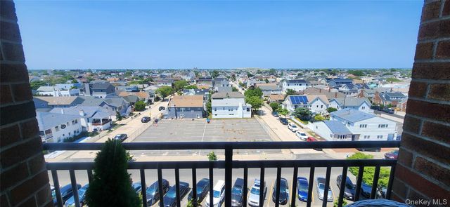 740 E Broadway 6k, Long Beach, NY 11561