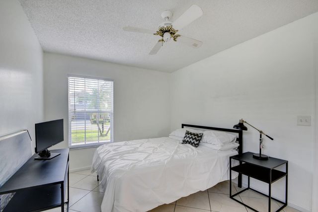 2519 Country Golf Drive, Wellington, FL 33414