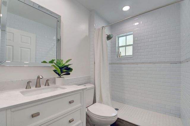 2519 Country Golf Drive, Wellington, FL 33414