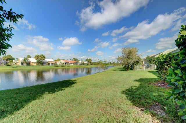 2519 Country Golf Drive, Wellington, FL 33414