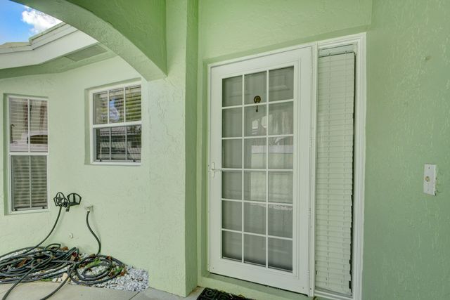 2519 Country Golf Drive, Wellington, FL 33414