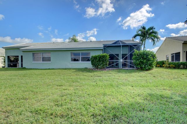 2519 Country Golf Drive, Wellington, FL 33414