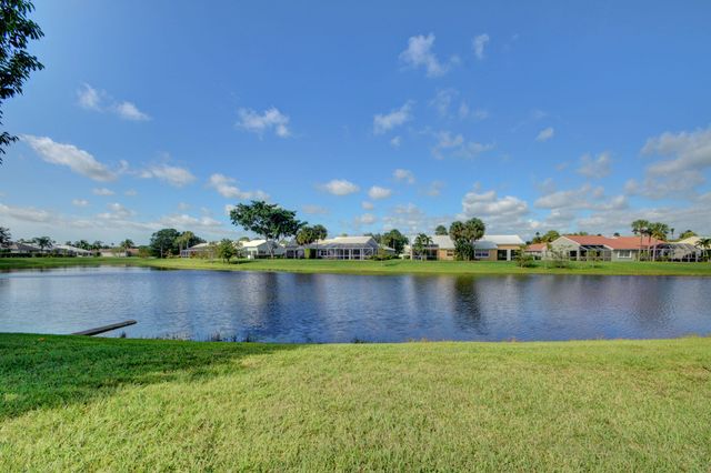 2519 Country Golf Drive, Wellington, FL 33414