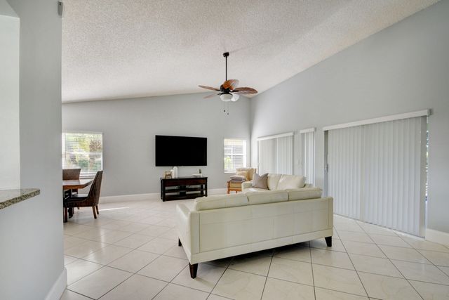 2519 Country Golf Drive, Wellington, FL 33414