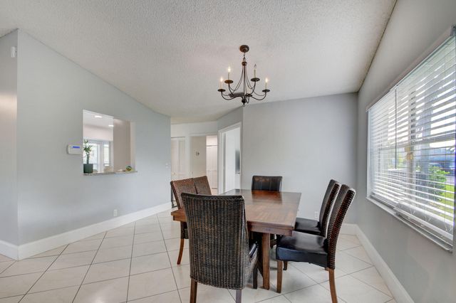 2519 Country Golf Drive, Wellington, FL 33414