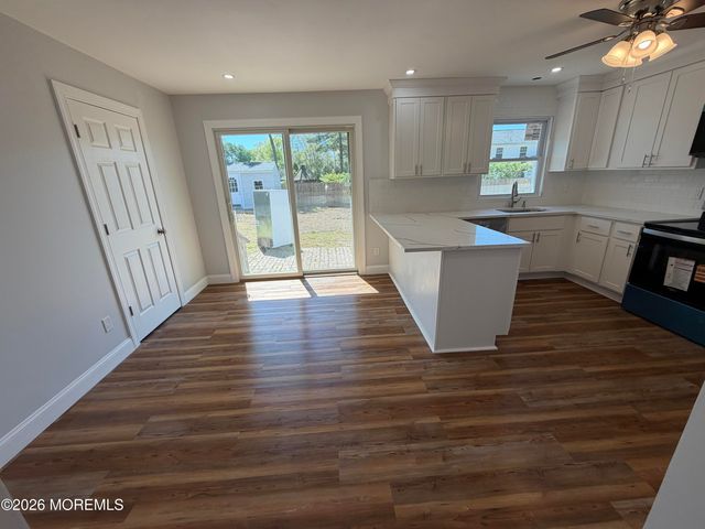 43 Lighthouse Drive, Manahawkin, NJ 08050