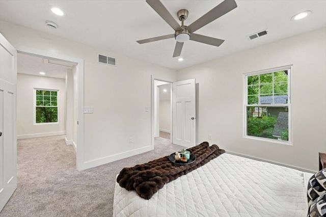 702 LINDBERG Drive, Council Bluffs, IA 51503