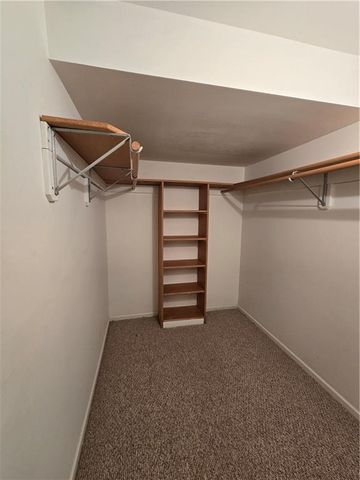 17305 E 52nd Street, Independence, MO 64055