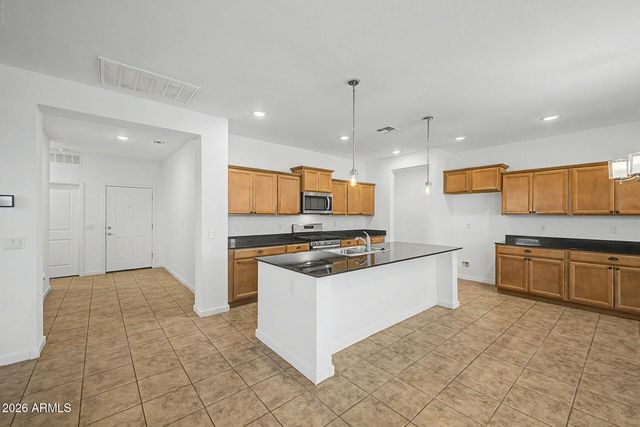 7270 E TEAL Way, San Tan Valley, AZ 85143