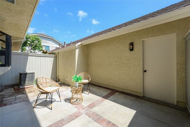 1700 W Cerritos 206, Anaheim, CA 92804