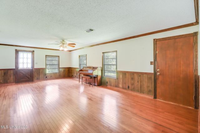 24 Sadie Lee Road, Perkinston, MS 39573