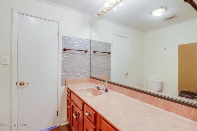 24 Sadie Lee Road, Perkinston, MS 39573