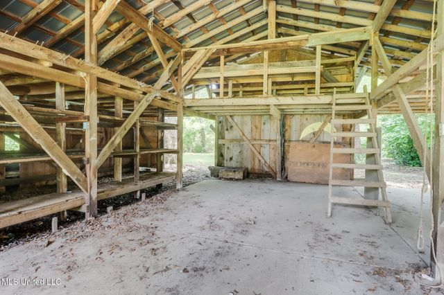 24 Sadie Lee Road, Perkinston, MS 39573