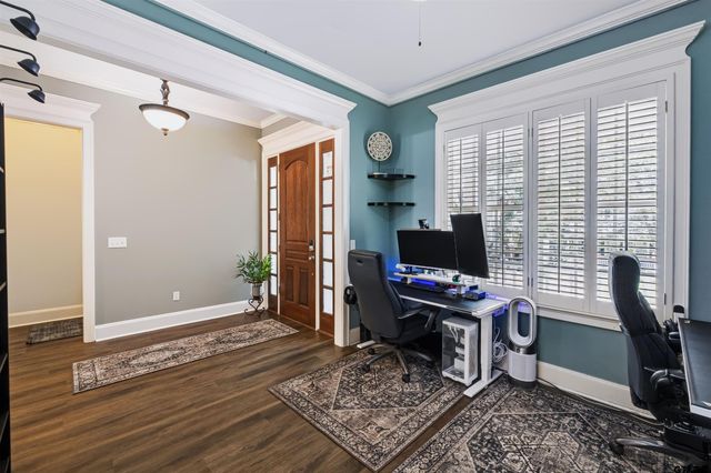 3921 Hanover Place, Tyler, TX 75701