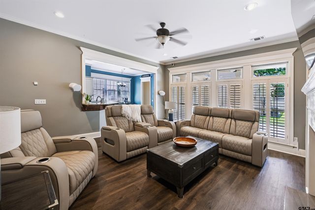 3921 Hanover Place, Tyler, TX 75701