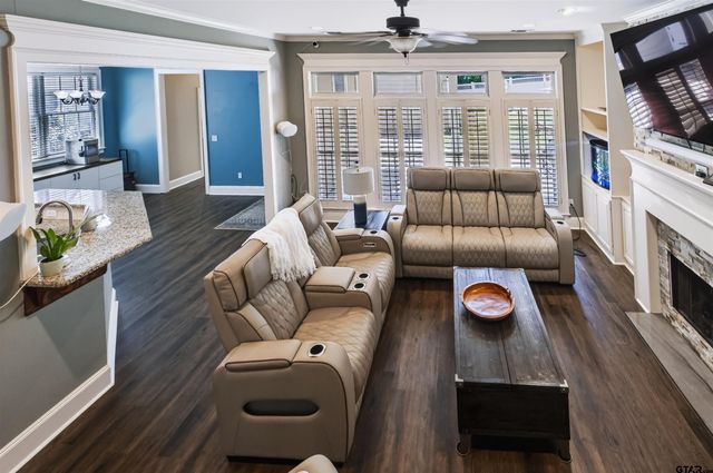 3921 Hanover Place, Tyler, TX 75701
