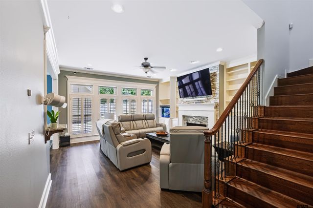 3921 Hanover Place, Tyler, TX 75701