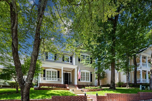3921 Hanover Place, Tyler, TX 75701