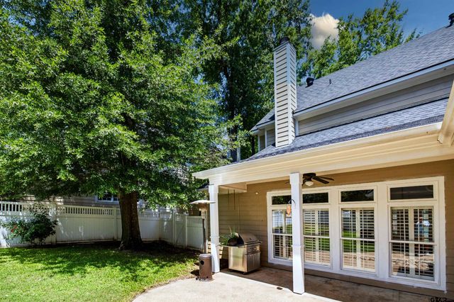 3921 Hanover Place, Tyler, TX 75701