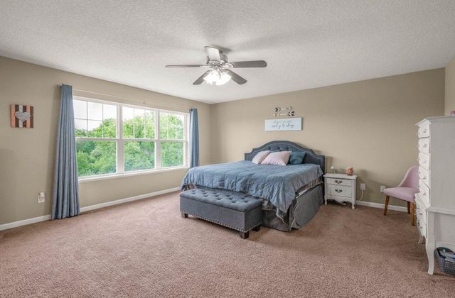 6531 102nd Avenue N, Brooklyn Park, MN 55445