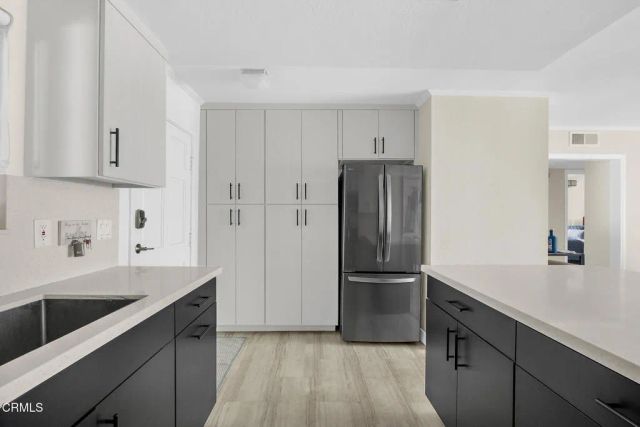 3762 Hughes Avenue 105, Los Angeles, CA 90034